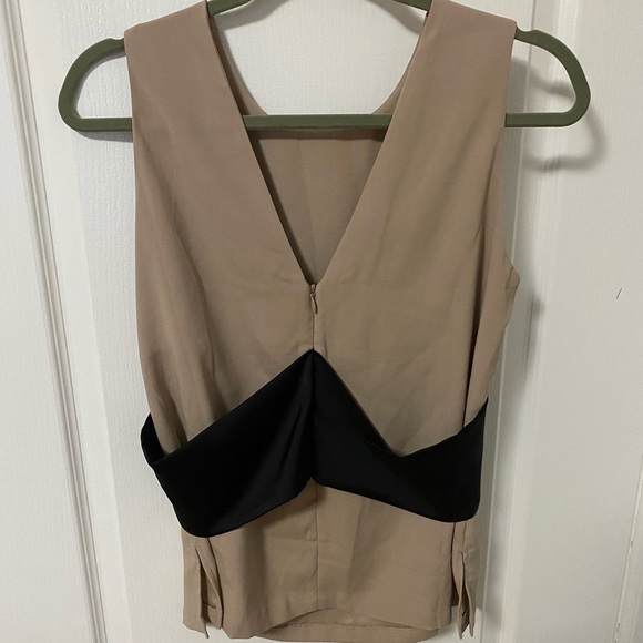 H&M blouse - Picture 2 of 3